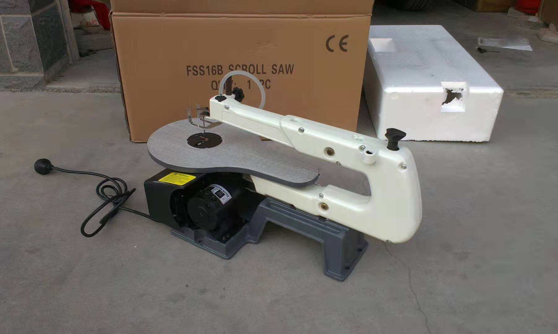 Wood Cutting Industrial Deskto – Woodworking Machines Bewertung und Preis